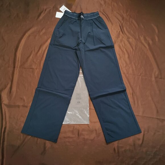 Alo Yoga Navy Suit Up Trouser Size S Relaxed Fit Stylish Activewear - Picture 2 of 6